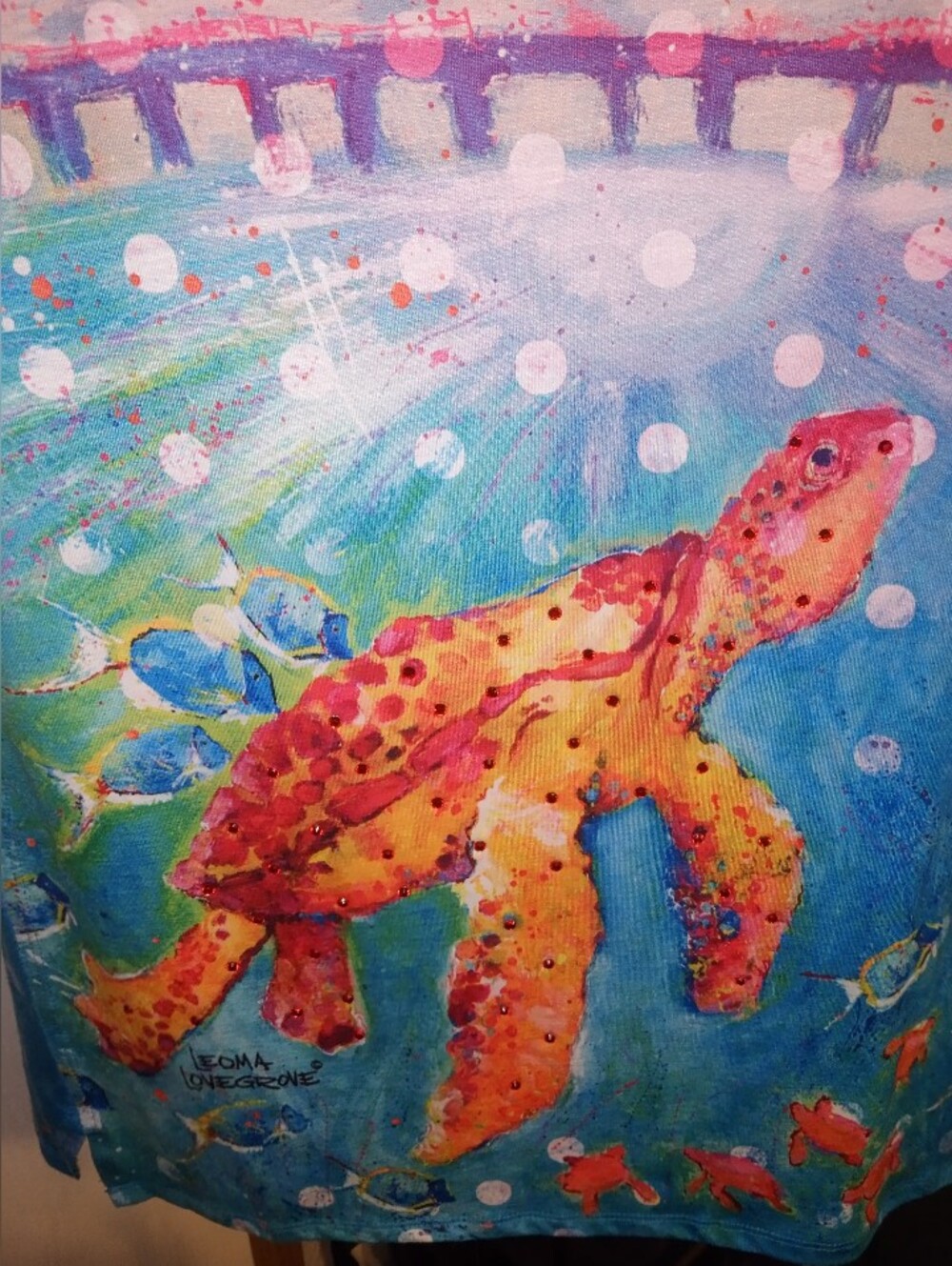 Leomna Lovegrove Colorful Sea Turtle Graphic Tee - Pink & Blue Size~Small.